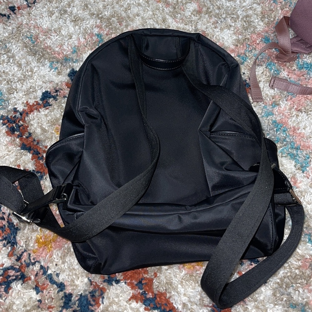 Kate spade ♠️ - Picture 2 of 3